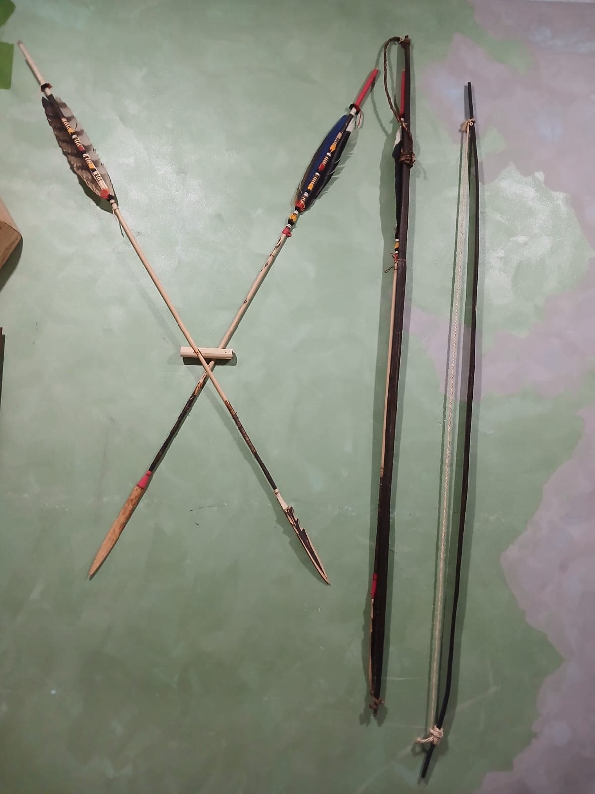 Arco com uma flecha.