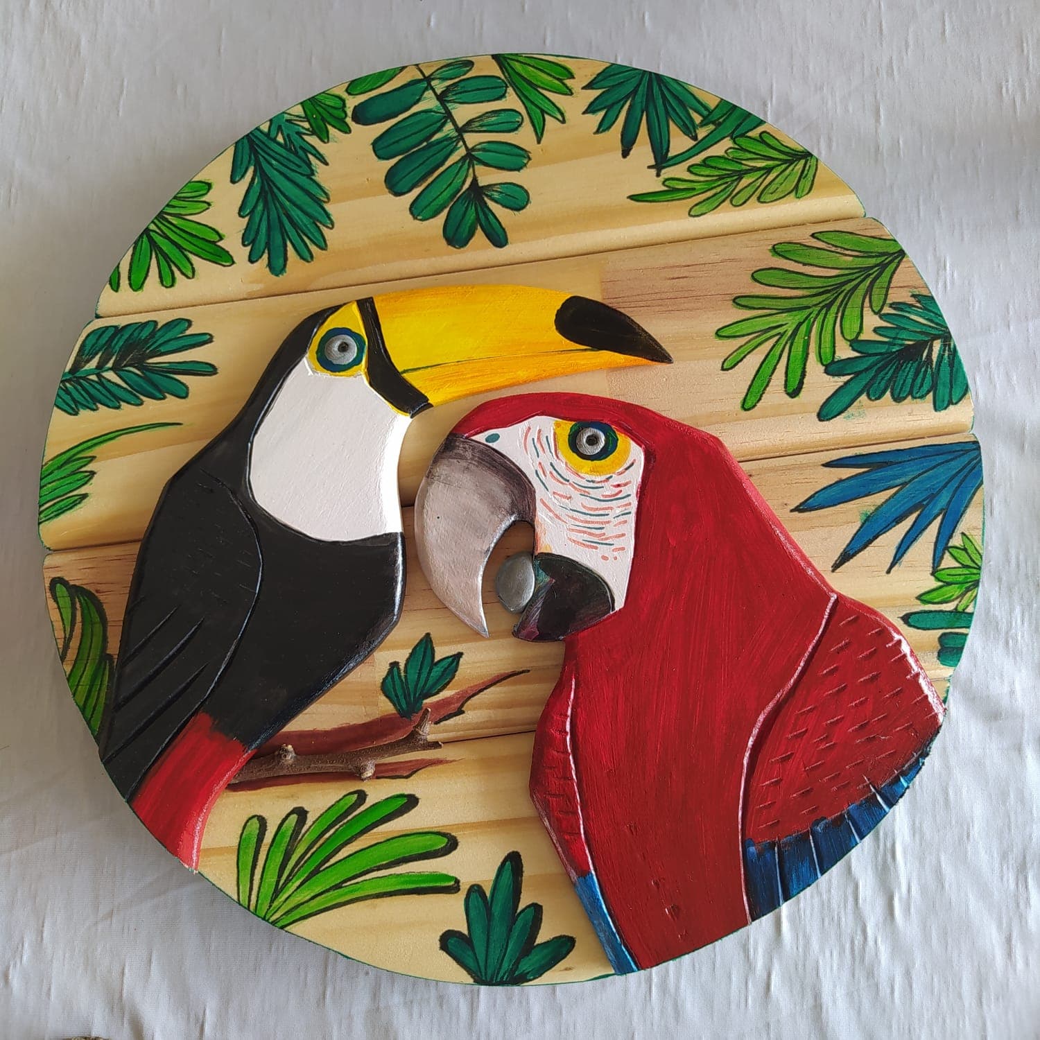 Arara e Tucano